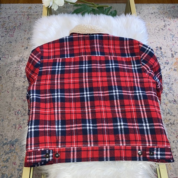 Flag&Anthem Woman’s Plaid Faux Sherpa Jacket Size Small - Picture 4 of 14